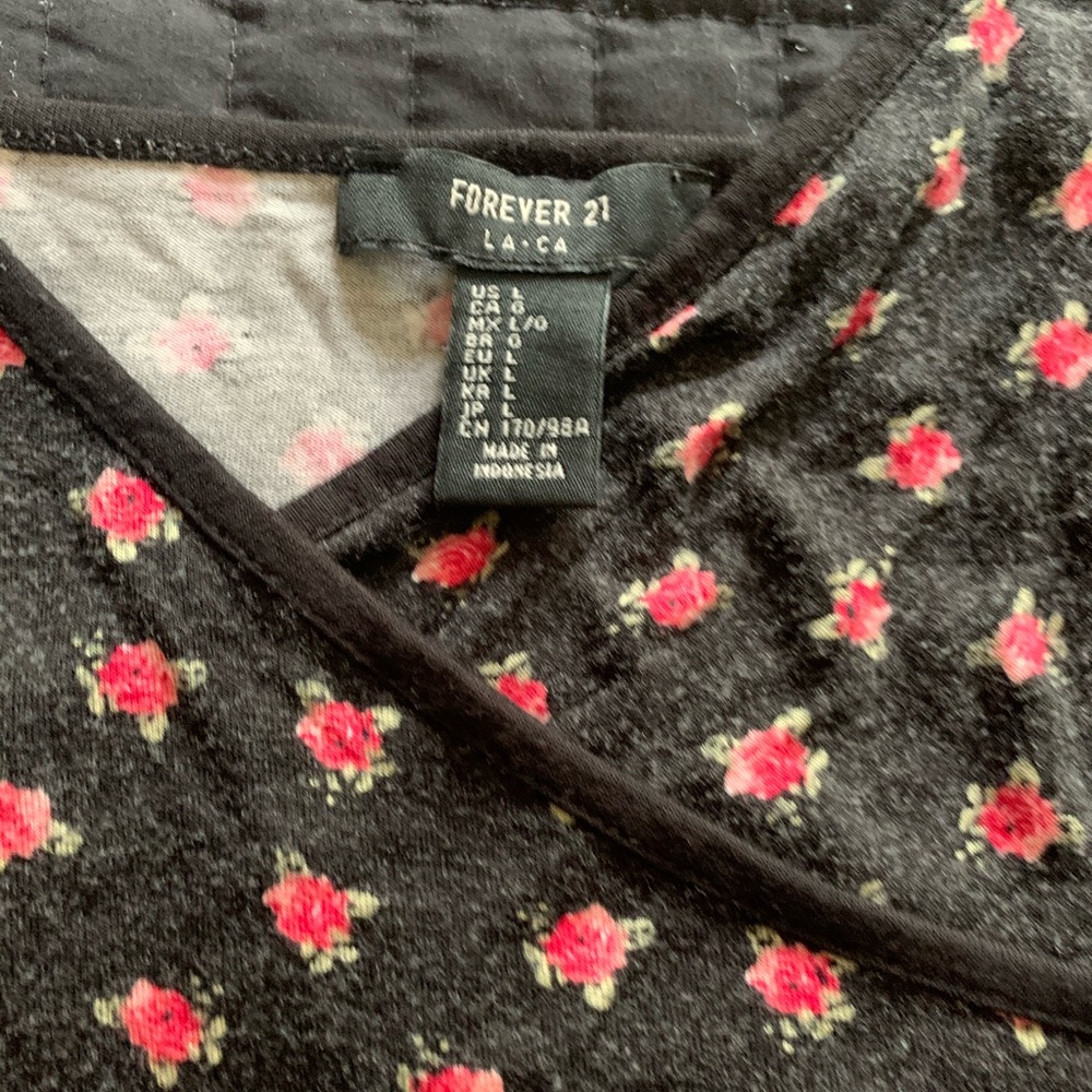 Forever 21 Skirt Set - Picture 3 of 3